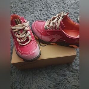 NEW Officially Branded TMA EYES Women's Fashion Anti-Slip Casual Sports Shoes